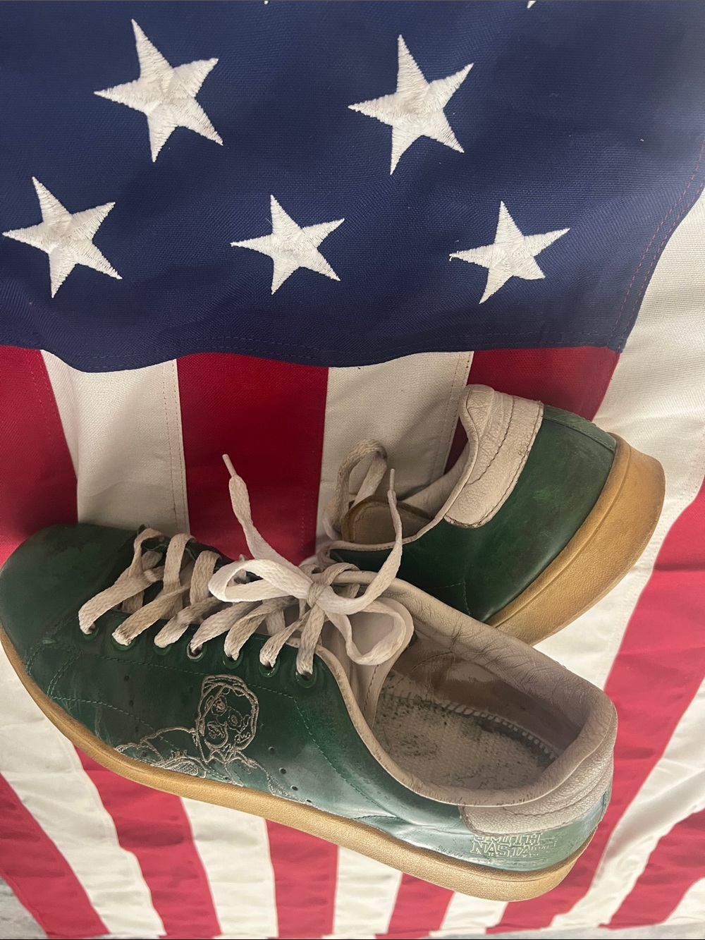 Smith vs. Nastase Adidas shoes - Picture 7 of 11